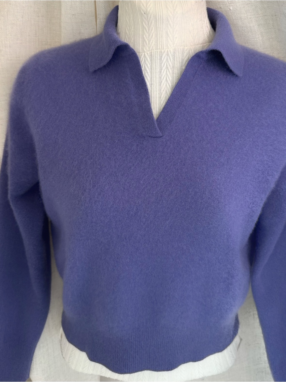 💙🪻 Lord & Taylor Two-Ply Cashmere Periwinkle Hydrangea Blue Polo Sweater • L